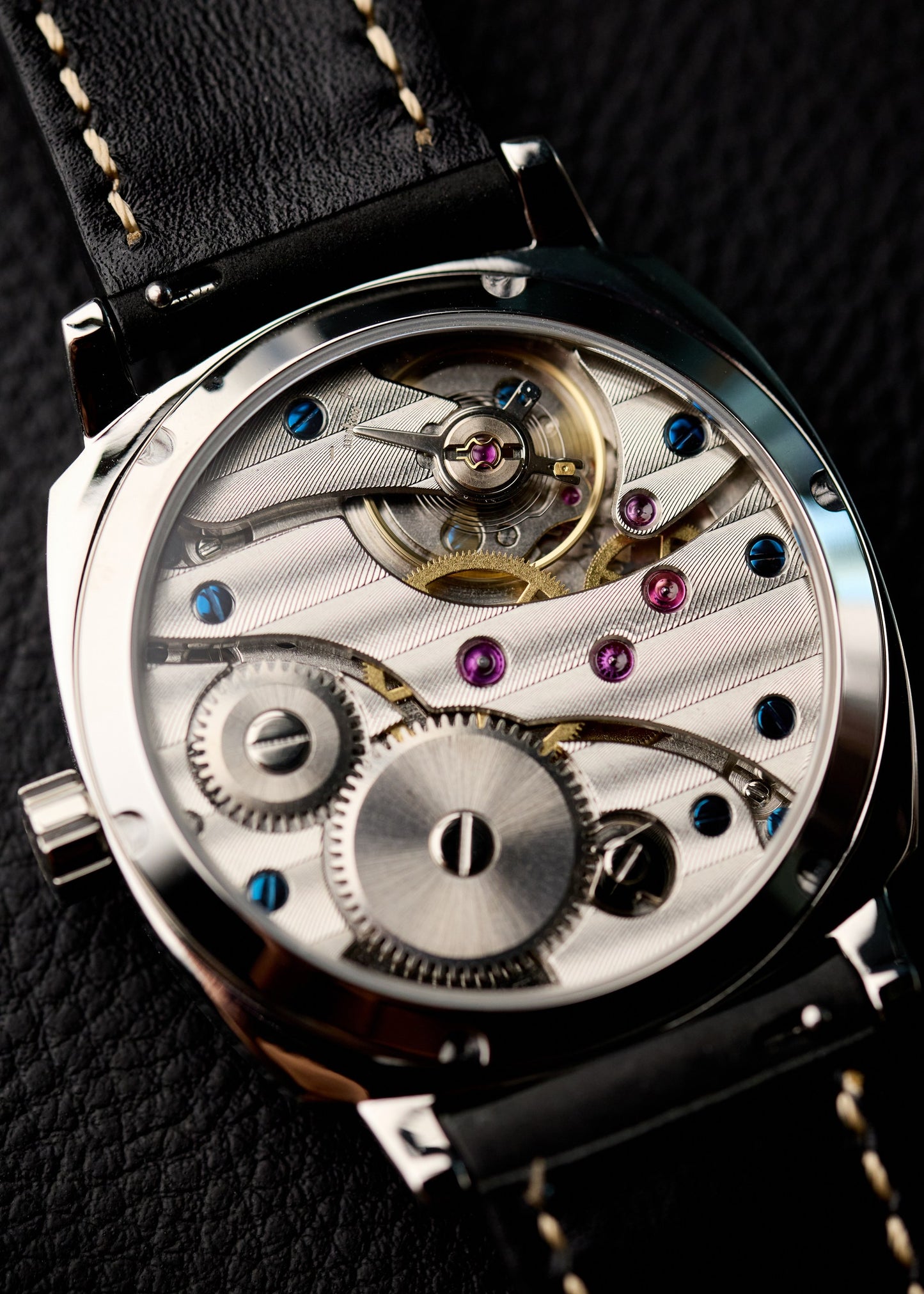 The "Essence" - Vintage Noir