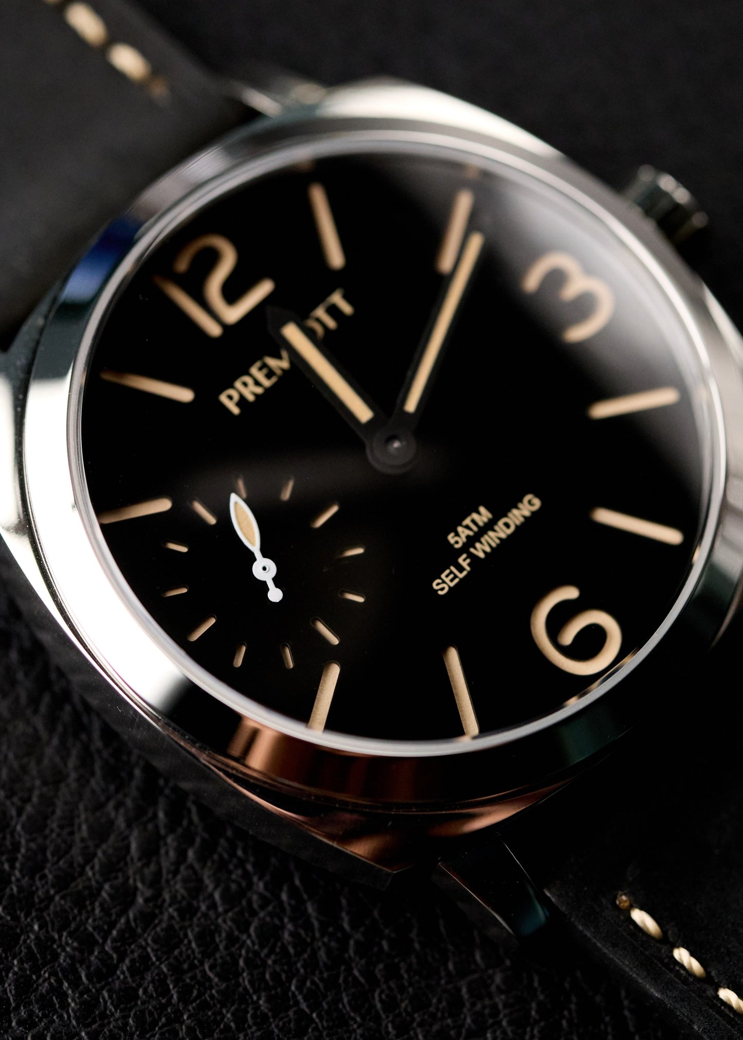 The "Essence" - Vintage Noir