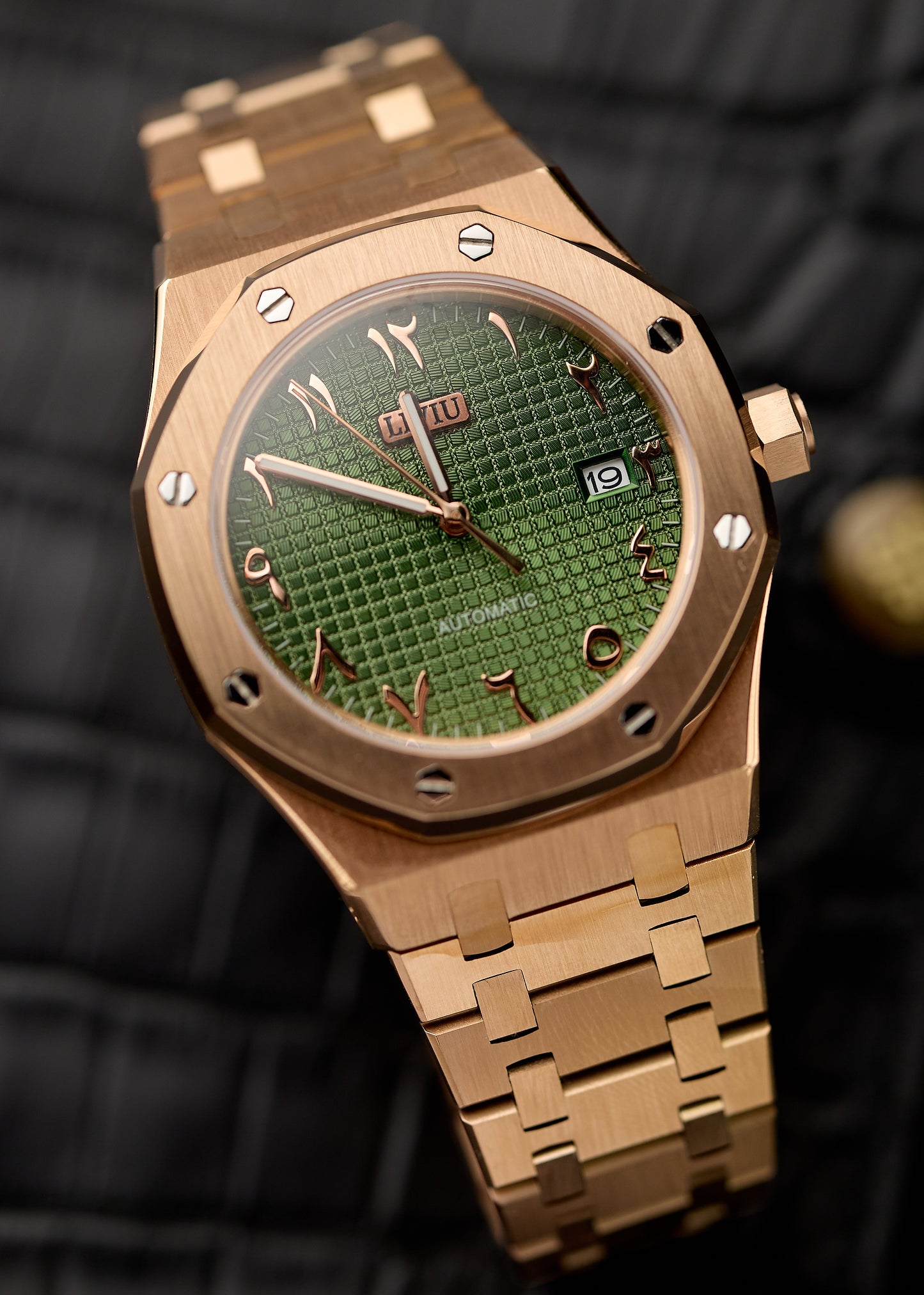 "Liviu" - Prime Oak 42mm