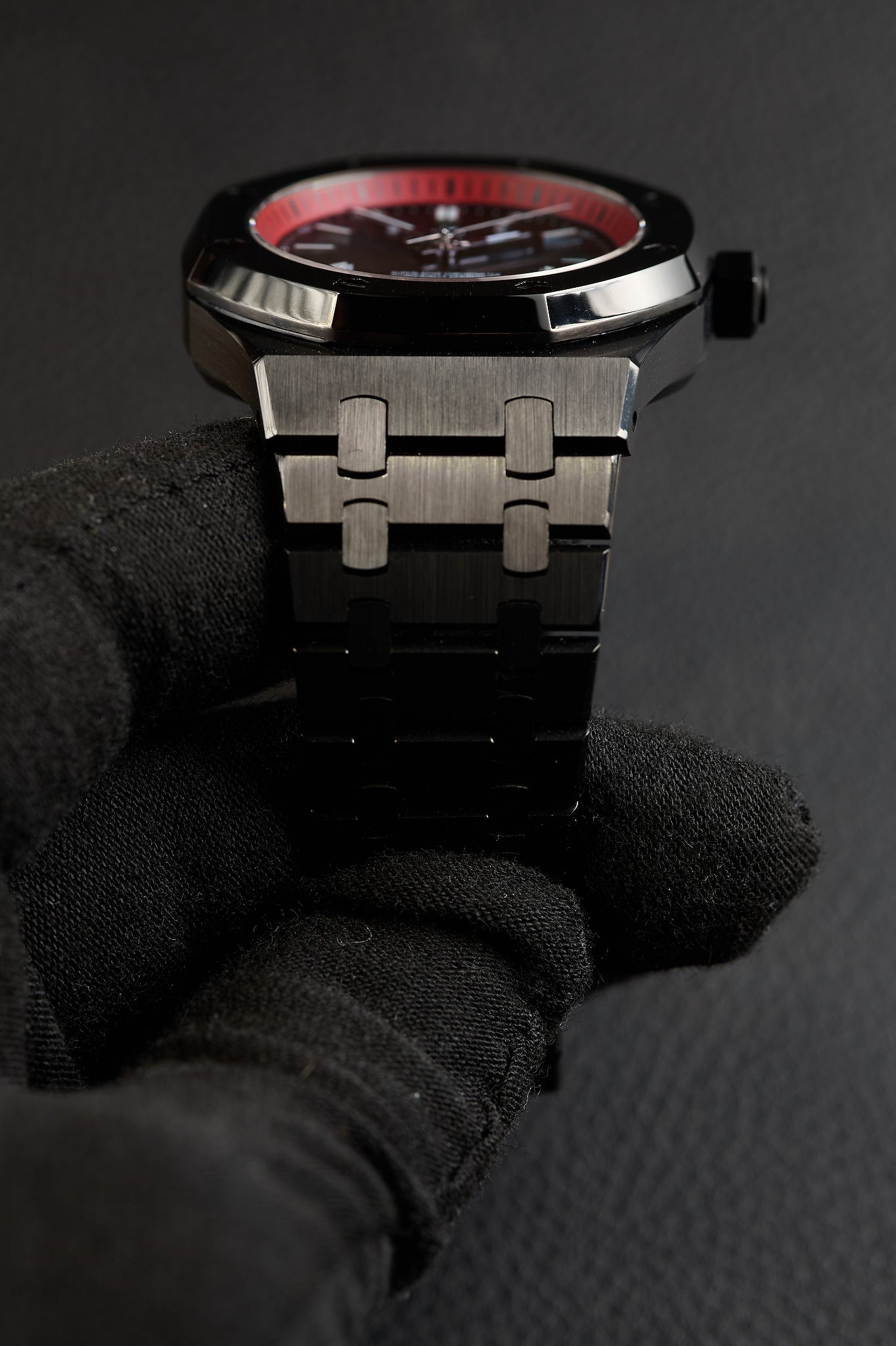 The "Prime Oak" - Blackout (Red AR Coating)