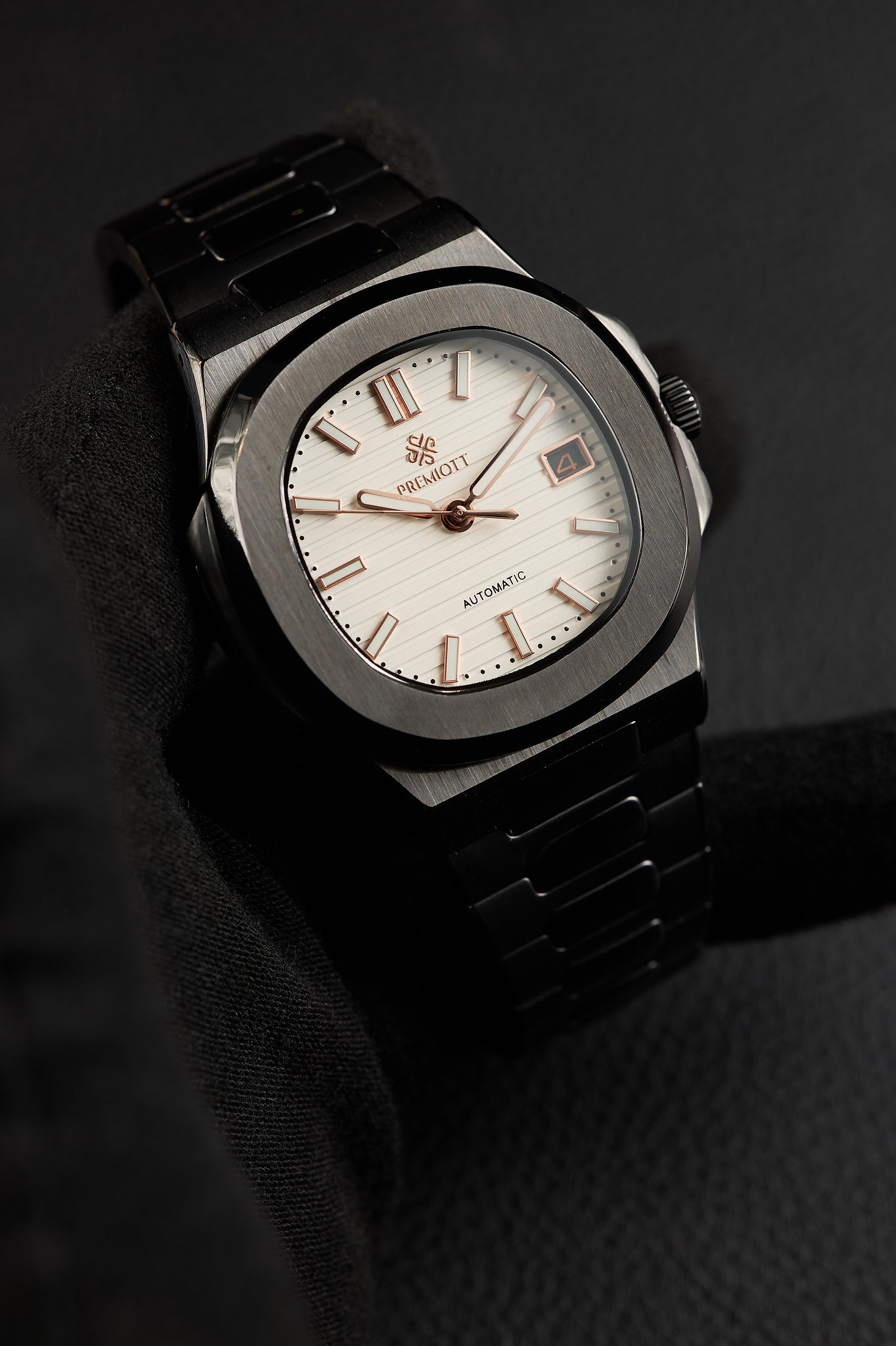 The "Heritage" - Black & Rose White