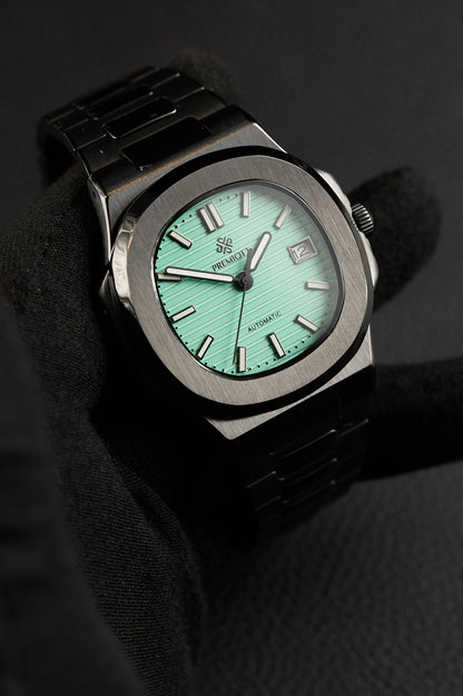 The "Heritage" - Black Tiffany