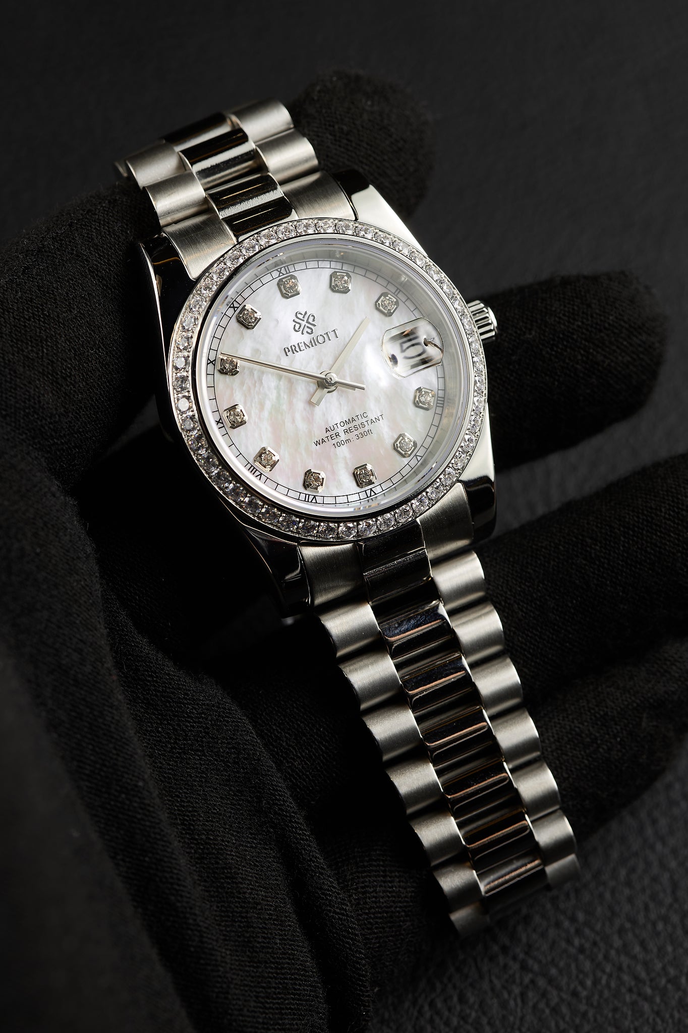 The "Lady Just" - White Pearl