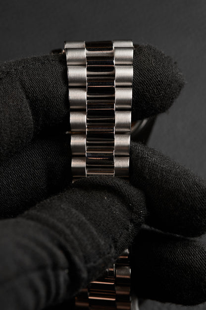 The "Lady Just" - White Pearl