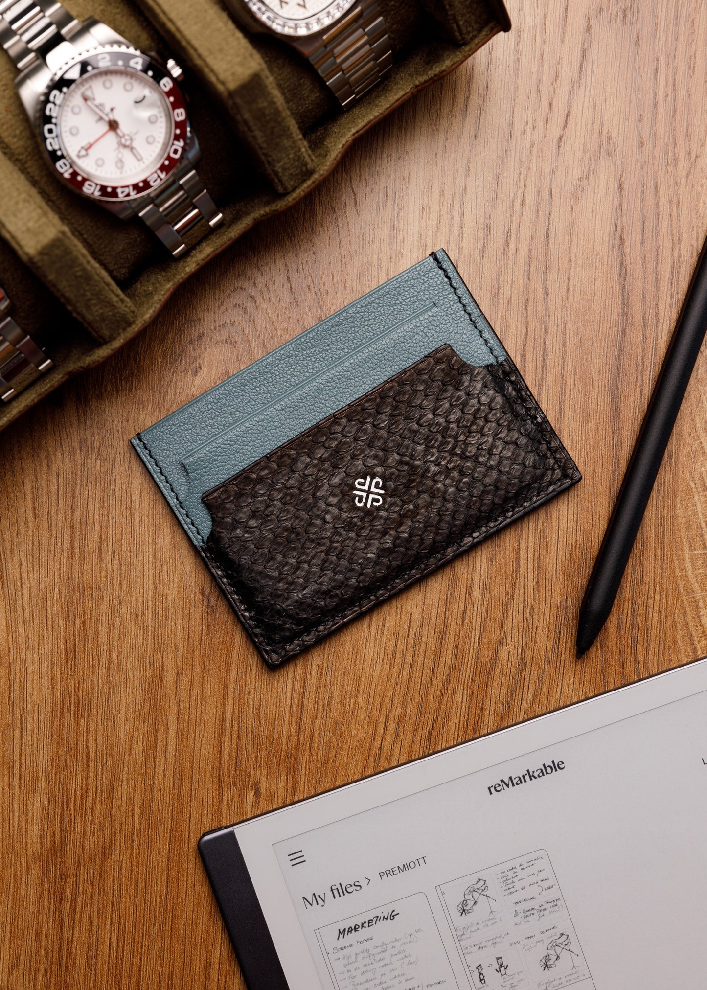 Cardholder - Averse Blue Python - Side Cut