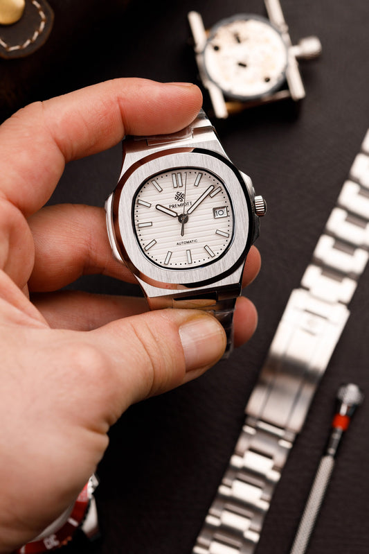 The "Heritage" - Steel White